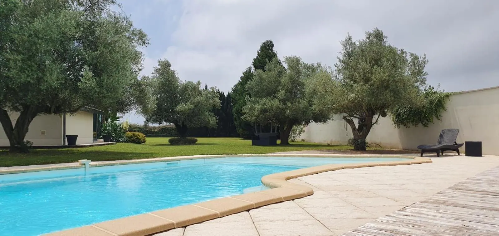 Apartament L'Ecrin Des Pyrenees Soues - Tarbes 0*,